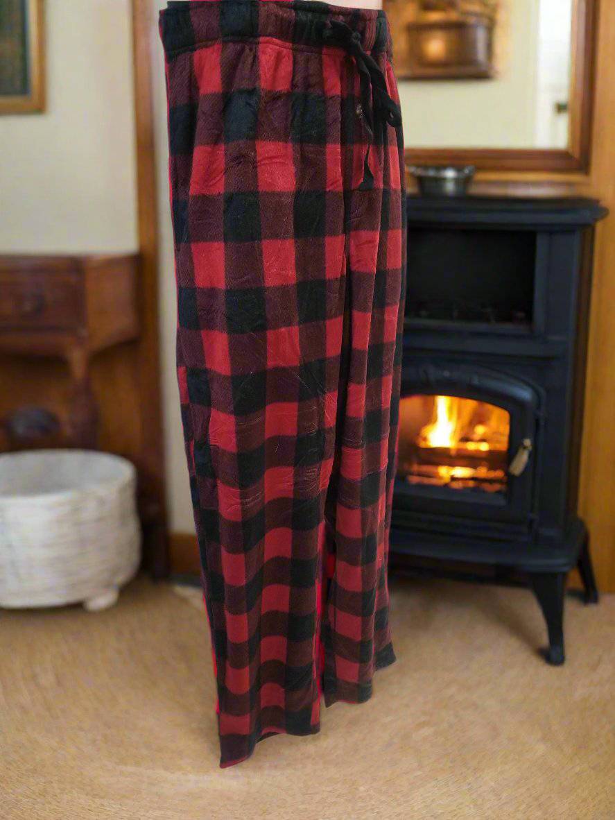 Match Your Favorite Acotar Top With These Flannel Pajama Bottoms - Top Drop Viral